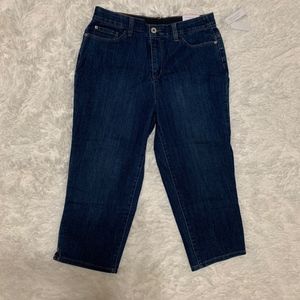 NWT Christopher & Banks Classic Fit Denim Capri